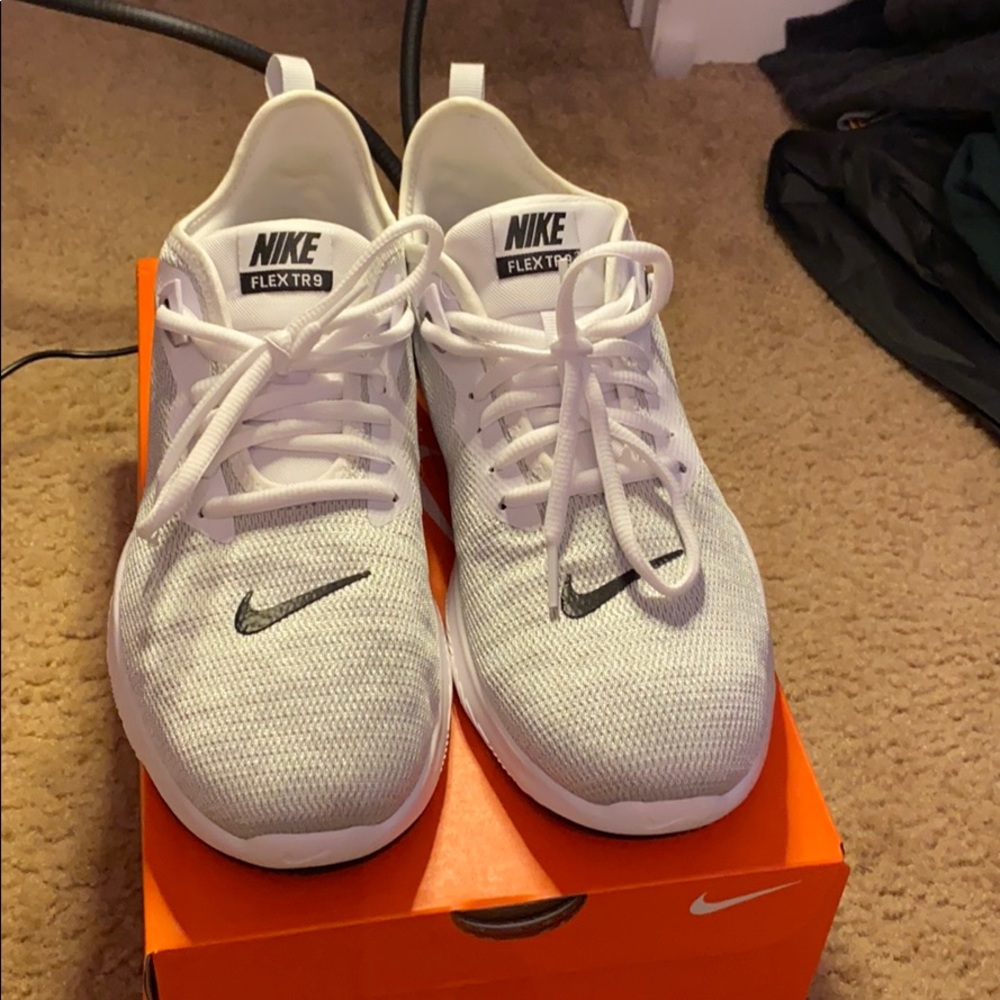 Nike Flex TR9 sneakers